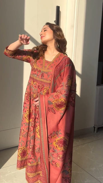 🌸original show room piece 🌸  New stylish and affordable beautiful anarkali set with beautiful print and fabric pure Cotton💃💃