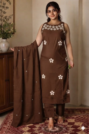 fine Cotton fabric with beautiful embroidery work on neck,Kurti with pant with pant and beautiful dupatta